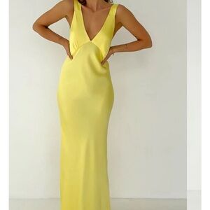 NWOT SUNSET STRIP MAXI DRESS (MERENGUE/YELLOW)